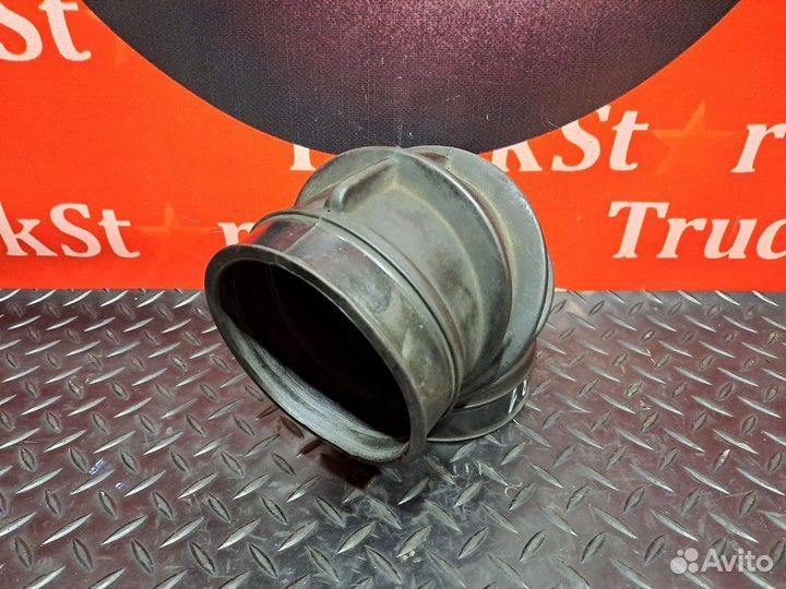 Патрубок воздушного фильтра