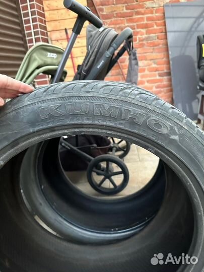 Kumho Ecsta STX KL12 275/40 R20