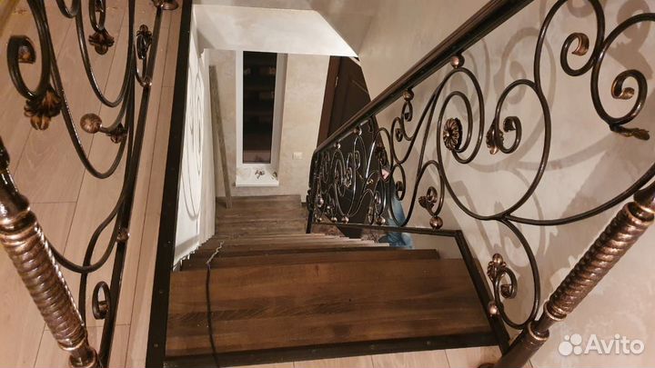 Кованые перила для лестницы