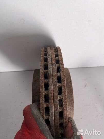 Тормозные диски передние Форд Фокус 1