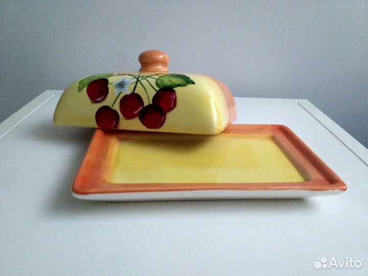 Маслёнка, сахарница