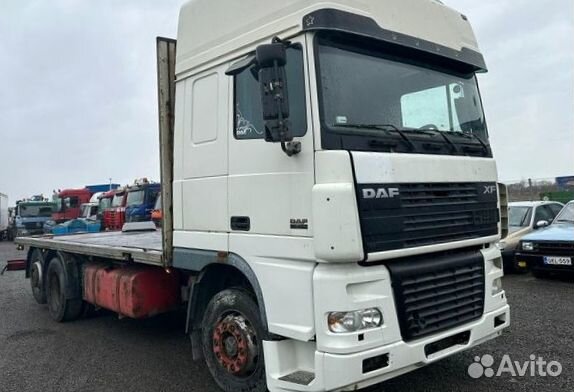 В разборке грузовик DAF,XF 95 2002-2005