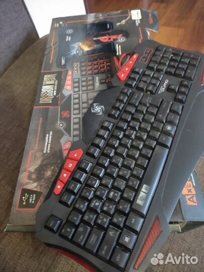 Игровая клавиатура с подсветкой