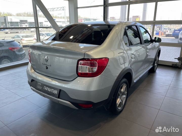 Renault Logan Stepway 1.6 AT, 2021, 27 750 км