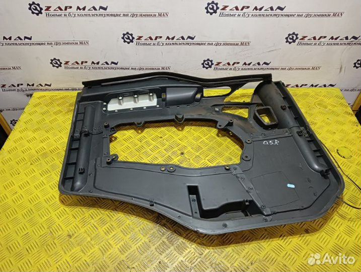 Обшивка двери правая Man Tga Tgm Tgl