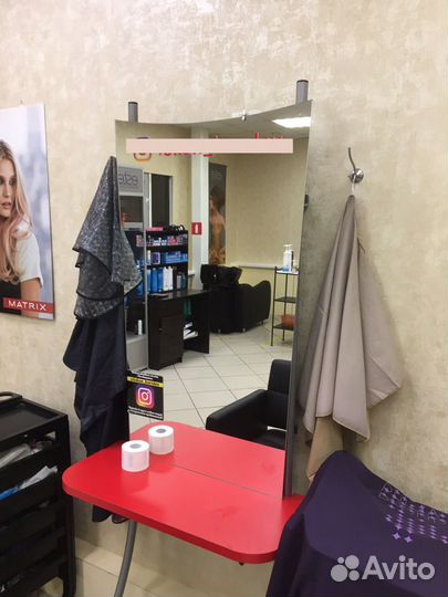 Зеркало для парикмахерской