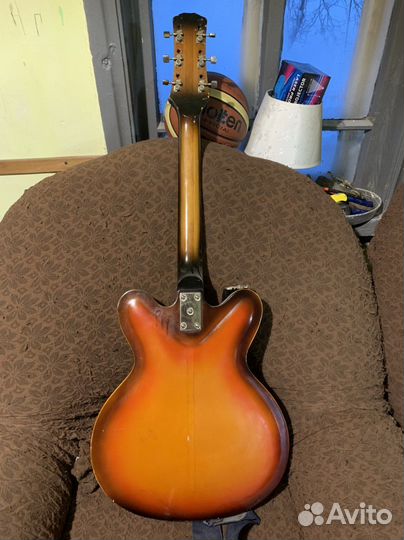 Электро гитара