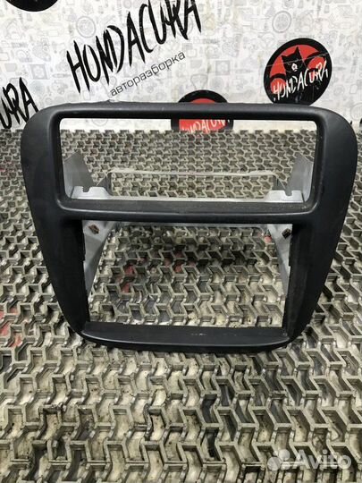 Пластик салона Honda Shuttle