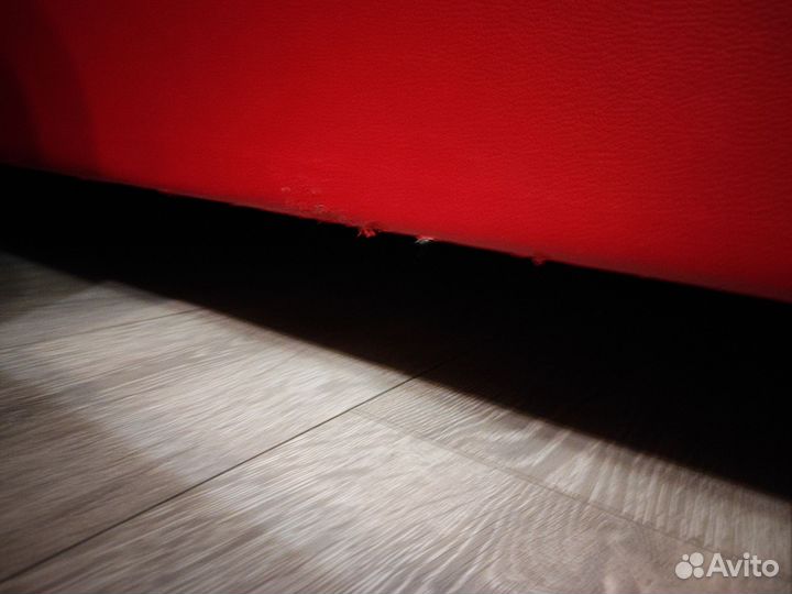 Тахта с подъемным механизмом