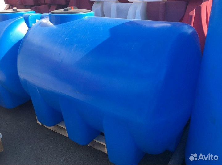 Бочка пластиковая емкость для воды 2000 л