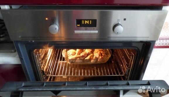 Духовой шкаф Electrolux 59л в отличном состоянии
