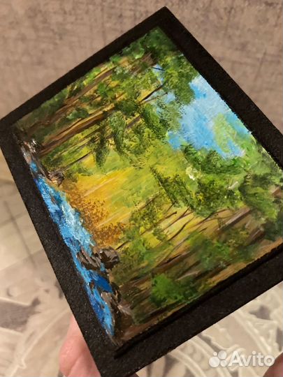 Деревянная шкатулка