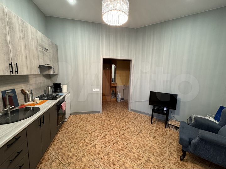 1-к. квартира, 45 м², 1/6 эт.