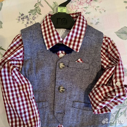 Костюм с бабочкой для мальчика р.86. Mothercare