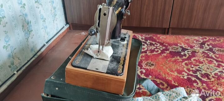 Швейная машинка