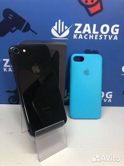 iPhone 8, 64 ГБ
