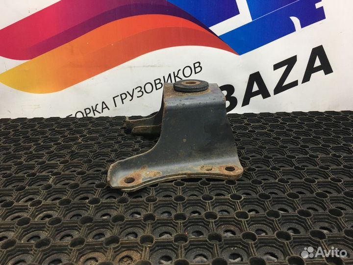 Кронштейн крепления задней рессоры