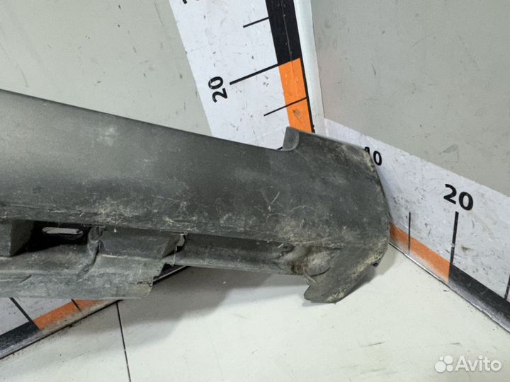 Накладка на правый порог Volkswagen Passat B7