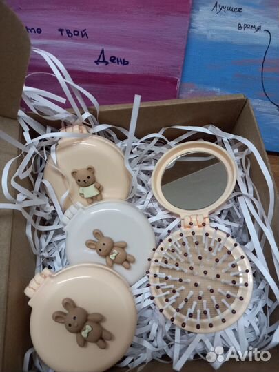 Складные расчёски с зеркалом