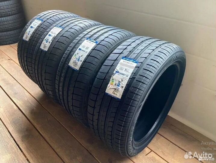 Triangle Sports TH201 275/35 R18 99W
