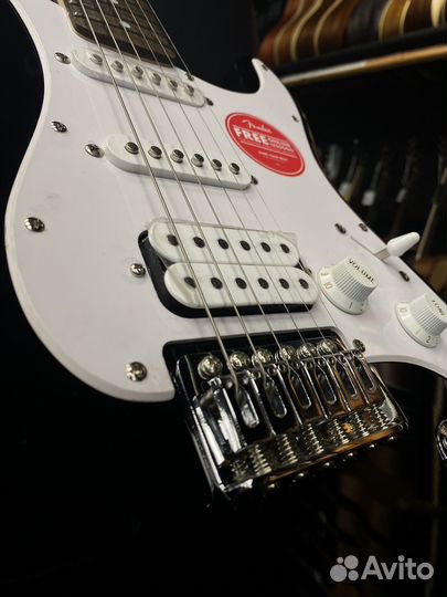 Fender Squier bullet trem электрогитара (Новая)