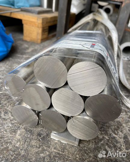 Горячекатаный круг из конструкционной сортовой стали 105, марка Ст20