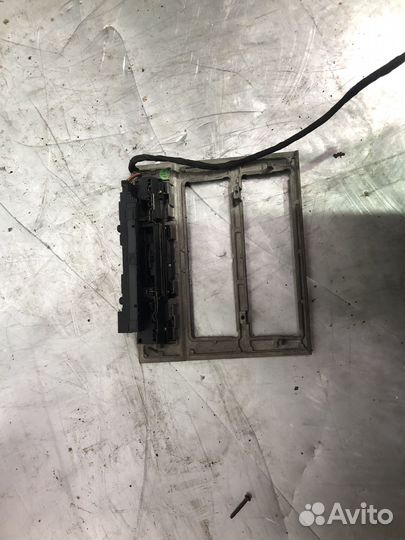 Блок кнопок центральной консоли Mercedes-Benz E-cl