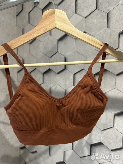 Бюстгальтер топик