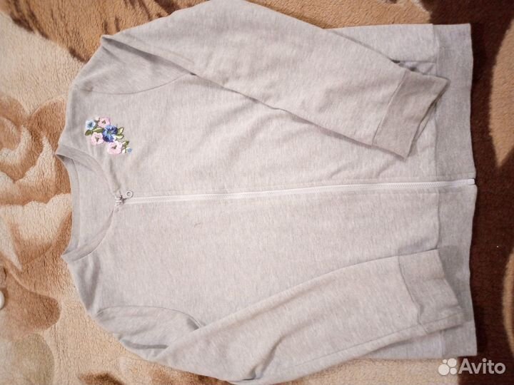 Спортивный костюм на девочку