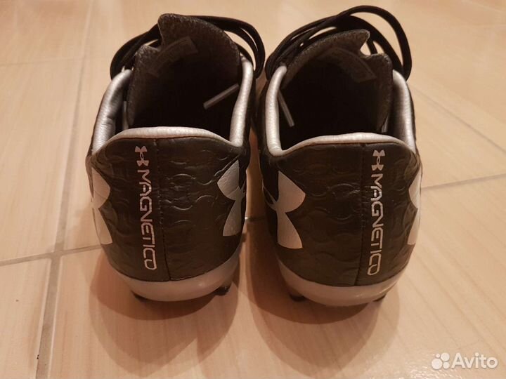 Футбольные бутсы 35 размер under armour