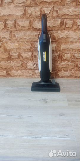 Пылесос вертикальный Karcher VC 5