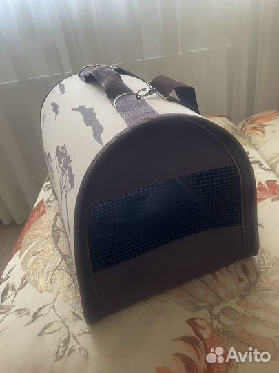 Переноска для кошек и собак