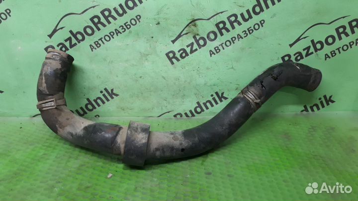 Патрубок Nissan Bluebird (U14) X рестайлинг (1998–