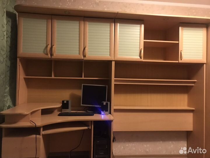 Школьный уголок бу