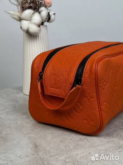 Несессер Louis Vuitton