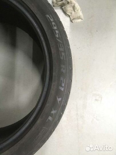 General Tire Altimax Comfort 295/35 R21