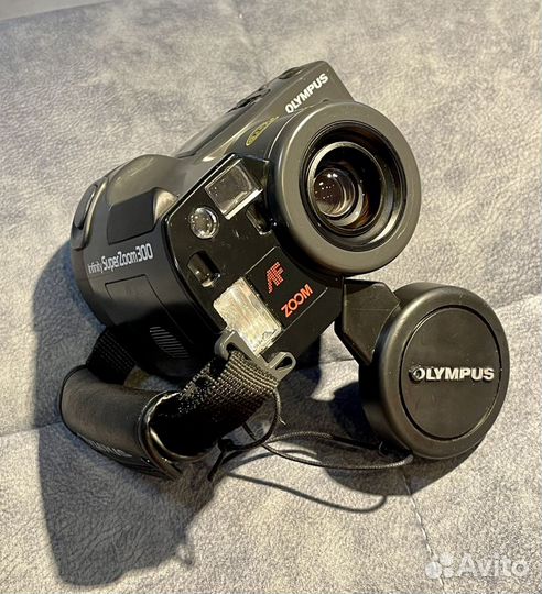 Плeнoчный фотоаппарaт Olympus Infinity Super Zoom