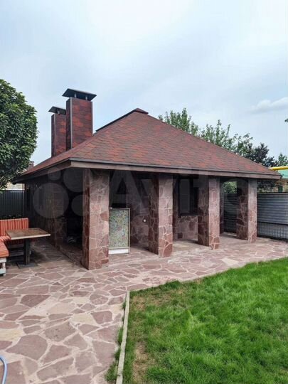 Дом 326 м² на участке 6 сот.