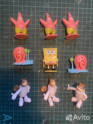Фигурки персонажей из Спанч Боба