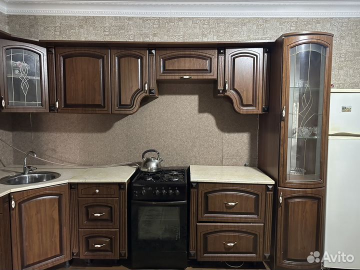 Продам кухонный гарнитуры бу