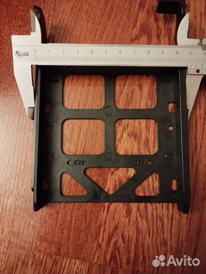 Салазки для жестких дисков