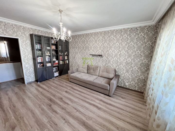 2-к. квартира, 55 м², 8/14 эт.