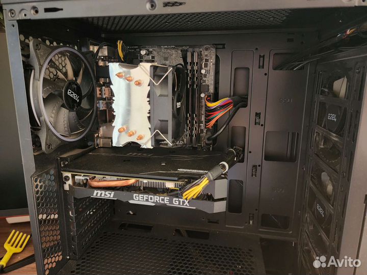 Компьютер игровой E2E4