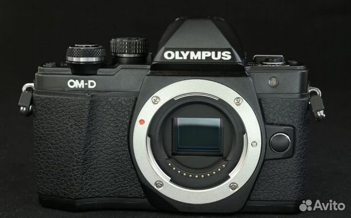 Olympus OM-D E-M10 mark ii black + объектив 25мм
