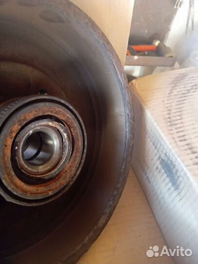 Барабаны задние и передние диски на Дастер