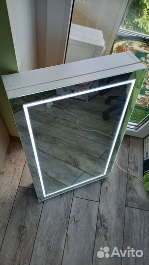 Зеркало в ванную новое