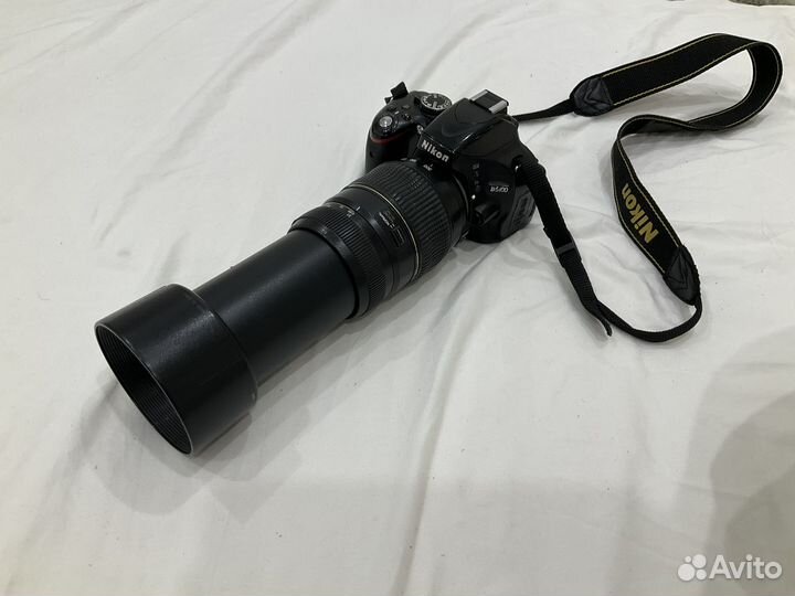 Nikon d5100 + kit 18-55mm + tamron 70-300mm