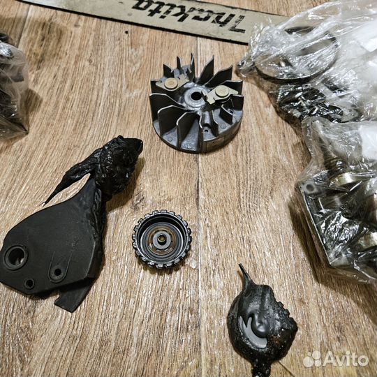 Бензопила makita dcs4610