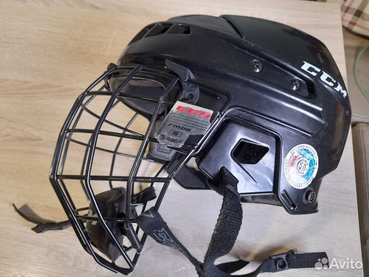 Шлем хоккейный детский