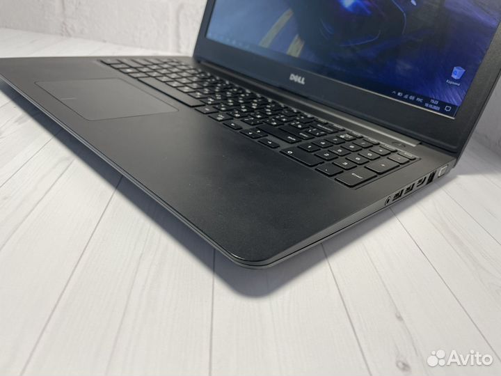 Мощный ноутбук Dell i3/8gb/SSD